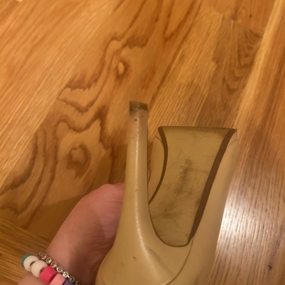 Banana Republic Women's Nude Heels - Picture 14 of 16